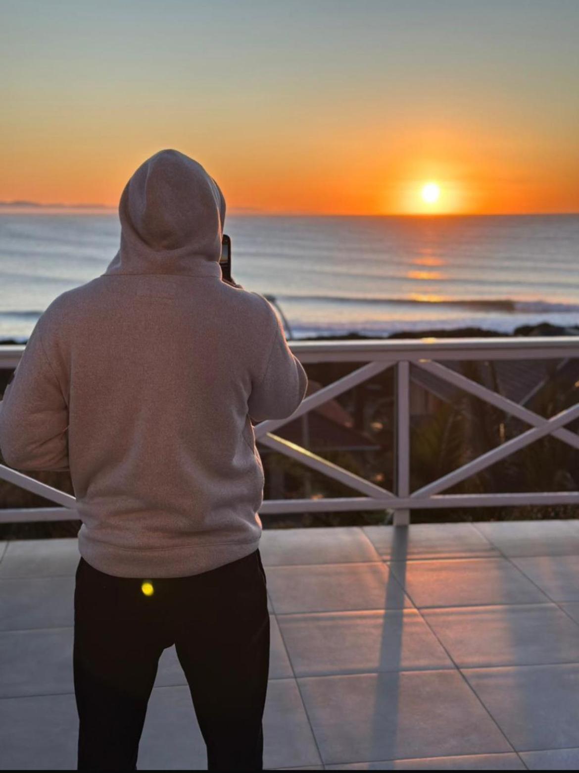 Surfstar At Mimosa Jeffreys Bay Apartment Bagian luar foto